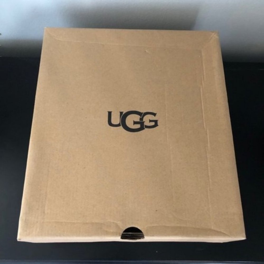 UGG Leahy Suede Ankle Boot, BROWN Size 12, NWT - Picture 14 of 14